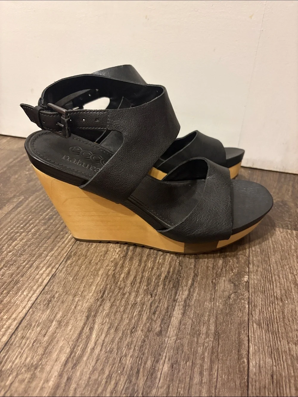 ECCO Naturals Black Leather Wooden Wedge Platforms size 37, 6.5